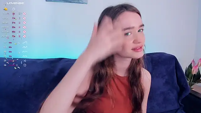 lovelyalivia online show from 1, 10, 2025