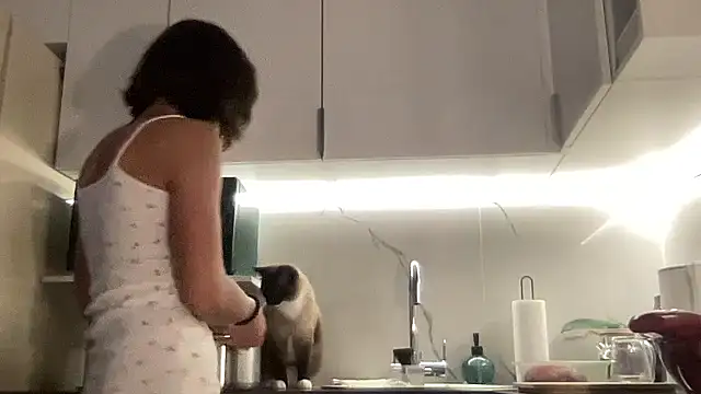 Gidelii online show from 4, 10, 2025