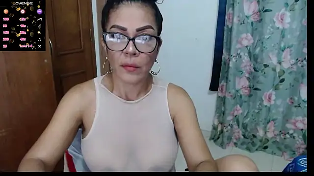 alejandralatina online show from 8, 1, 2026