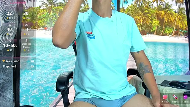 Snapshot of BigMonstercoks69 chatting on 27, 9, 2025 BigMonstercoks69 online show from 27, 9, 2025