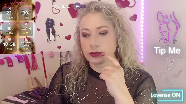 Snapshot of sofiacurvy_45 chatting on 11, 9, 2025 sofiacurvy 45 online show from 11, 9, 2025