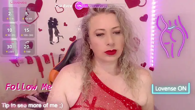 Snapshot of sofiacurvy_45 chatting on 6, 11, 2025 sofiacurvy 45 online show from 6, 11, 2025