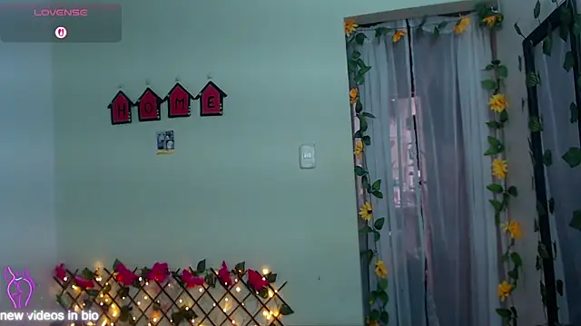 Angie Lee01 online show from 12, 10, 2025