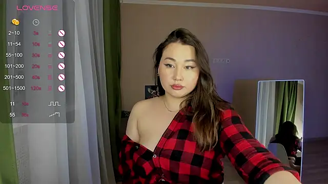 Snapshot of emilia_mur chatting on 18, 4, 2026 emilia mur online show from 18, 4, 2026