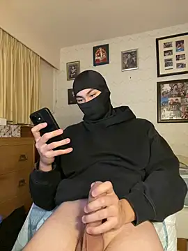 Snapshot of david_rayyyyy chatting on 6, 3, 2026 david rayyyyy online show from 6, 3, 2026