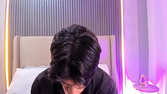 BenitoSaenz online show from 12, 11, 2025