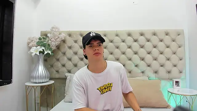 BenitoSaenz online show from 4, 11, 2025