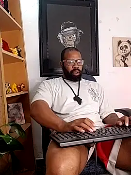 Snapshot of King_Malik chatting on 5, 11, 2025 King Malik online show from 5, 11, 2025