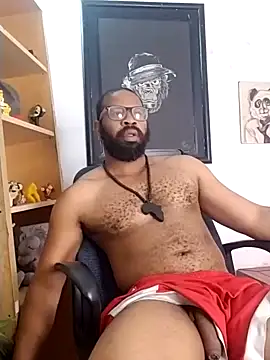 Snapshot of King_Malik chatting on 12, 11, 2025 King Malik online show from 12, 11, 2025