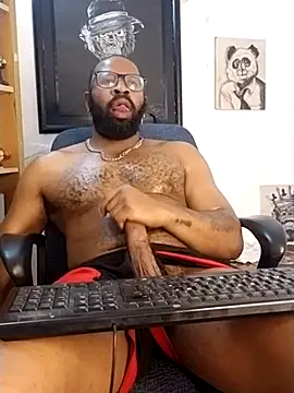 Snapshot of King_Malik chatting on 28, 10, 2025 King Malik online show from 28, 10, 2025