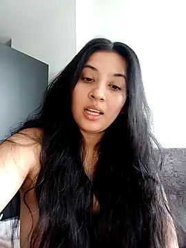 VALENTINA ROUSE  online show from 14, 11, 2025