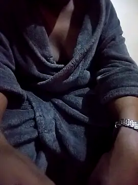 OnlyMoneyIwanT online show from 18, 4, 2026