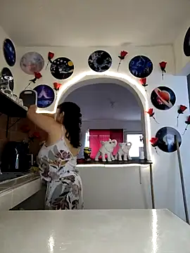 SeleneLuminari8 online show from 17, 12, 2025