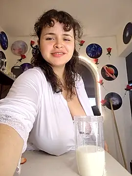 SeleneLuminari8 online show from 13, 1, 2026