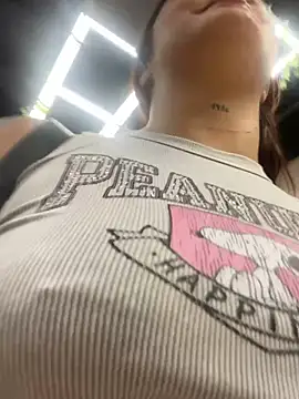 Kaily Sweet16 online show from 11, 9, 2025