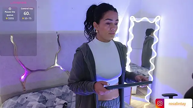 Rosalind tay online show from 2, 11, 2025