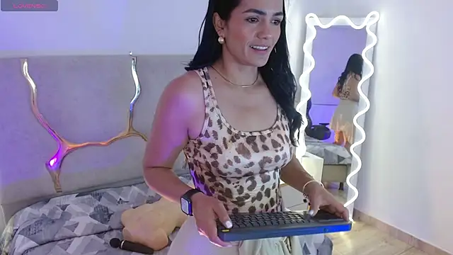 Rosalind tay online show from 1, 11, 2025