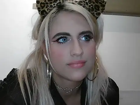 Lolalolypop online show from 23, 11, 2025