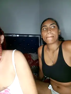 Snapshot of Chloe_Sky_love chatting on 16, 10, 2025 Chloe Sky love online show from 16, 10, 2025