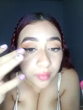 Snapshot of Chloe_Sky_love chatting on 21, 11, 2025 Chloe Sky love online show from 21, 11, 2025