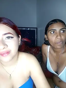 Snapshot of Chloe_Sky_love chatting on 12, 10, 2025 Chloe Sky love online show from 12, 10, 2025