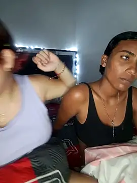 Chloe Sky love online show from 4, 3, 2026