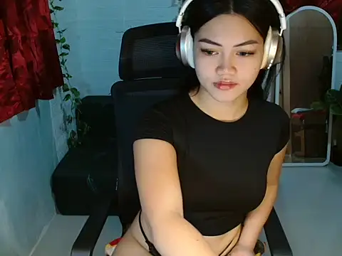 naughtyhothailey online show from 8, 3, 2026