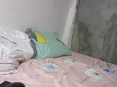 Snapshot of xxwild_pussyxx chatting on 24, 2, 2026 xxwild pussyxx online show from 24, 2, 2026