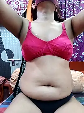Snapshot of Hotpuja25 chatting on 17, 5, 2026 Hotpuja25 online show from 17, 5, 2026
