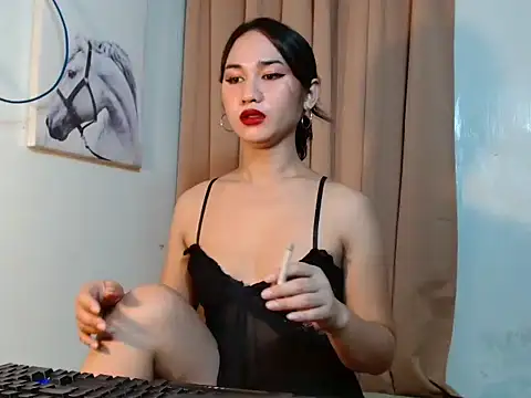 Snapshot of lava_lux chatting on 8, 7, 2026 lava lux online show from 8, 7, 2026