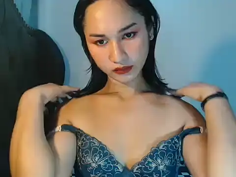 Snapshot of lava_lux chatting on 16, 6, 2026 lava lux online show from 16, 6, 2026