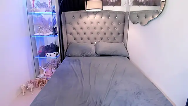 Lars empress online show from 15, 2, 2026