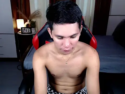 drinkmycumx online show from 17, 4, 2026