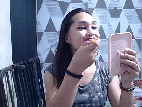 Wiynwyn Delamerced1989 online show from 18, 3, 2026