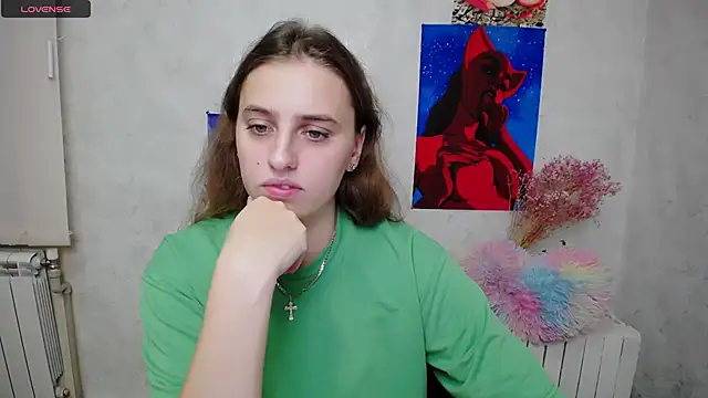 AmandaDimond  online show from 10, 10, 2025