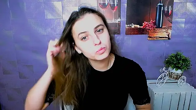 AmandaDimond  online show from 10, 11, 2025