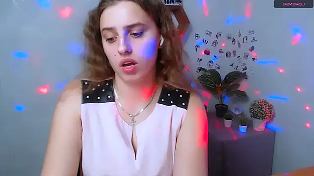 AmandaDimond  online show from 29, 10, 2025