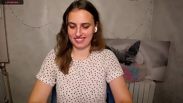 AmandaDimond  online show from 10, 7, 2026