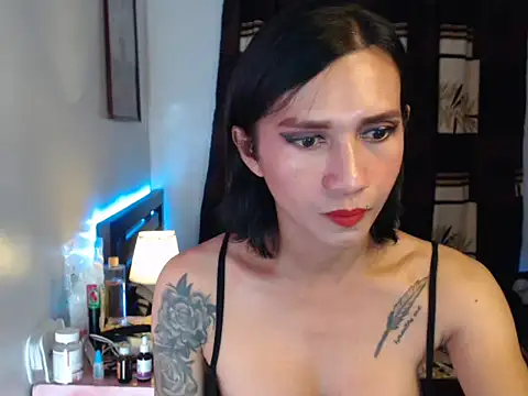 hottielicious slut69 online show from 2, 12, 2025