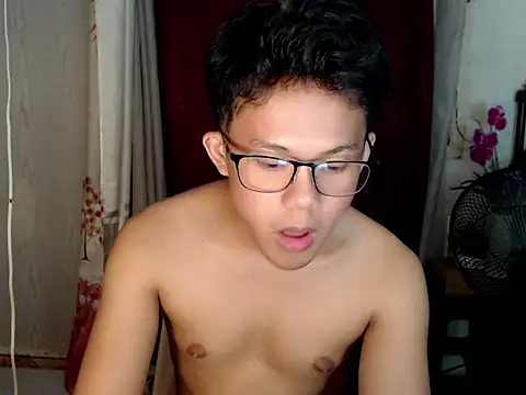 Snapshot of twink_asianbunny chatting on 1, 12, 2025 twink asianbunny online show from 1, 12, 2025