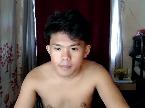Snapshot of twink_asianbunny chatting on 25, 10, 2025 twink asianbunny online show from 25, 10, 2025