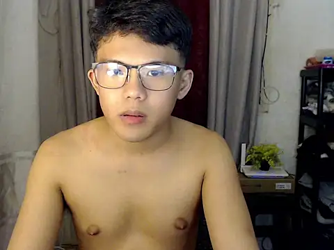 Snapshot of twink_asianbunny chatting on 11, 11, 2025 twink asianbunny online show from 11, 11, 2025