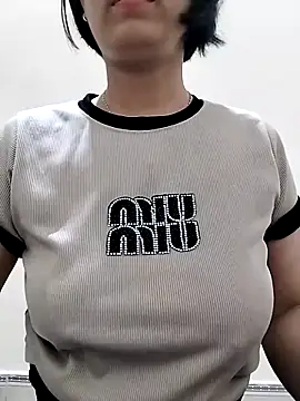 love sexy090 online show from 23, 4, 2026