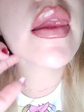 cameron 06 online show from 13, 4, 2026