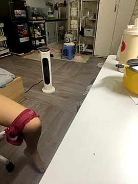 Mina048 online show from 10, 11, 2025