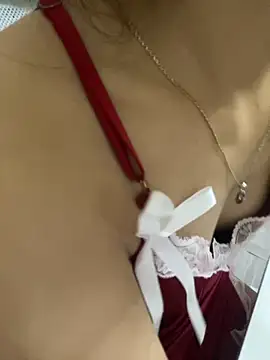 Mina048 online show from 10, 10, 2025