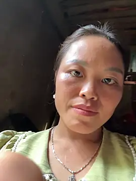 Snapshot of MychuSweet chatting on 4, 10, 2025 MychuSweet online show from 4, 10, 2025