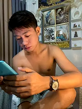 xshyboyx online show from 13, 9, 2025