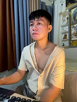 xshyboyx online show from 13, 1, 2026