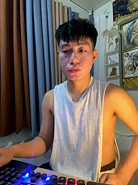 xshyboyx online show from 15, 1, 2026